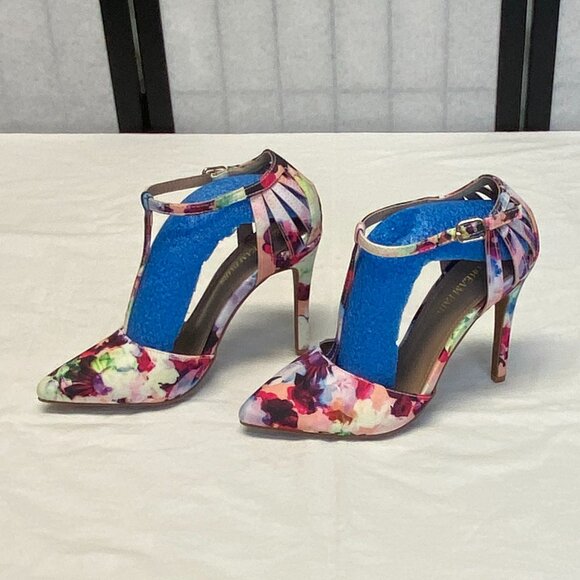 Dream Pairs Oppointed 7.5 Floral T-Strap Closed Toe Stiletto Heel Dress Pumps - Picture 2 of 12